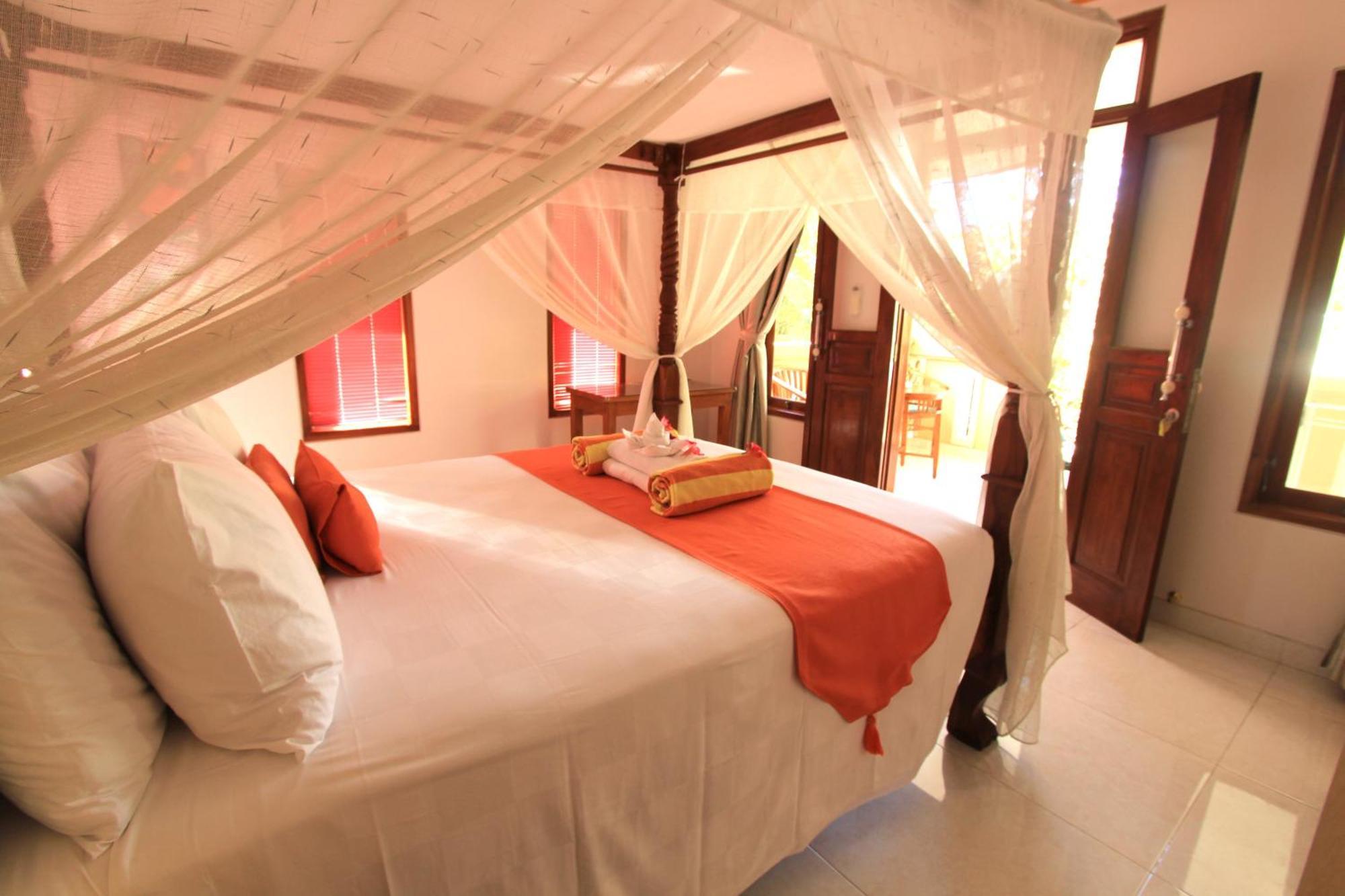 Poinciana Resort Tejakula Dış mekan fotoğraf